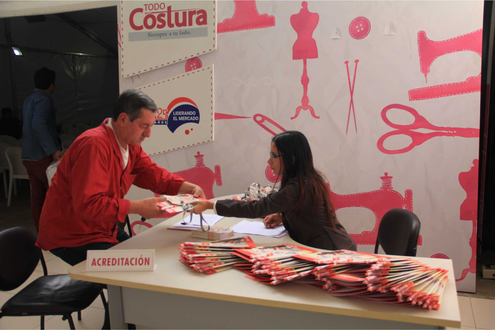 2da Especialización Nacional para Técnicos de Máquinas de Coser Industriales Electrónicas SIRUBA.