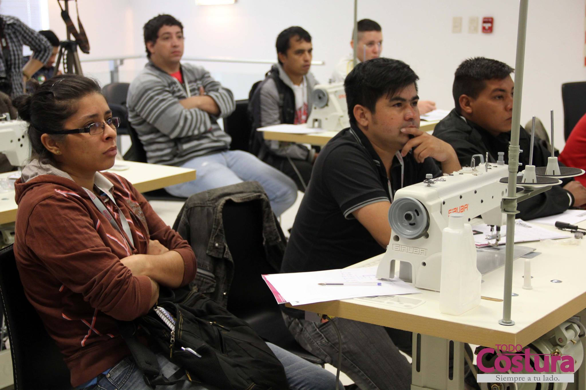 Curso de Formación para Técnicos en Máquinas de Coser Industriales.