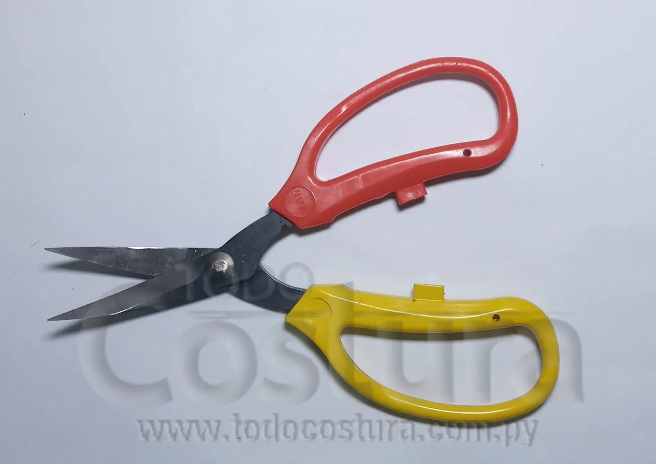 TIJERA P/ BORDADO (16 CM - CURVA)