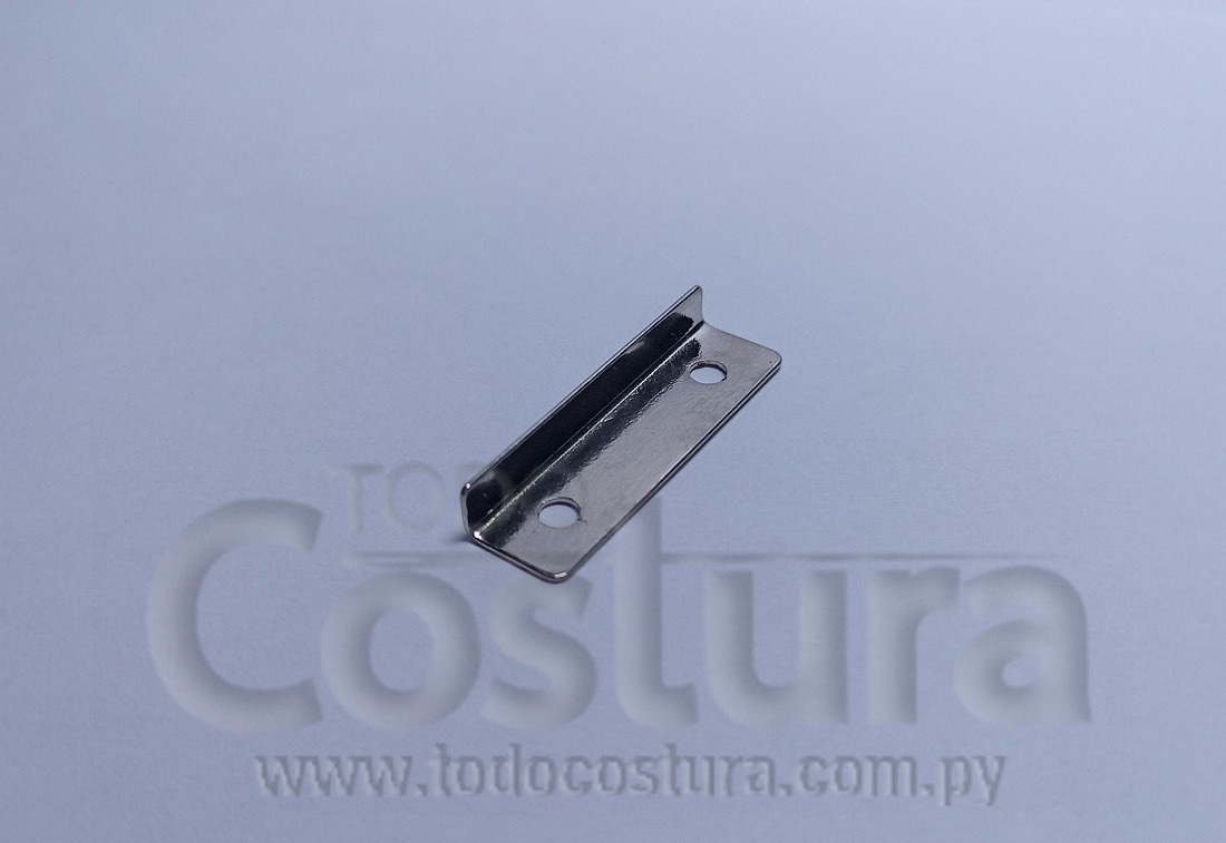 CHAPITA DE GUIA HILO FRONTAL DOBLE AGUJA SIRUBA T828