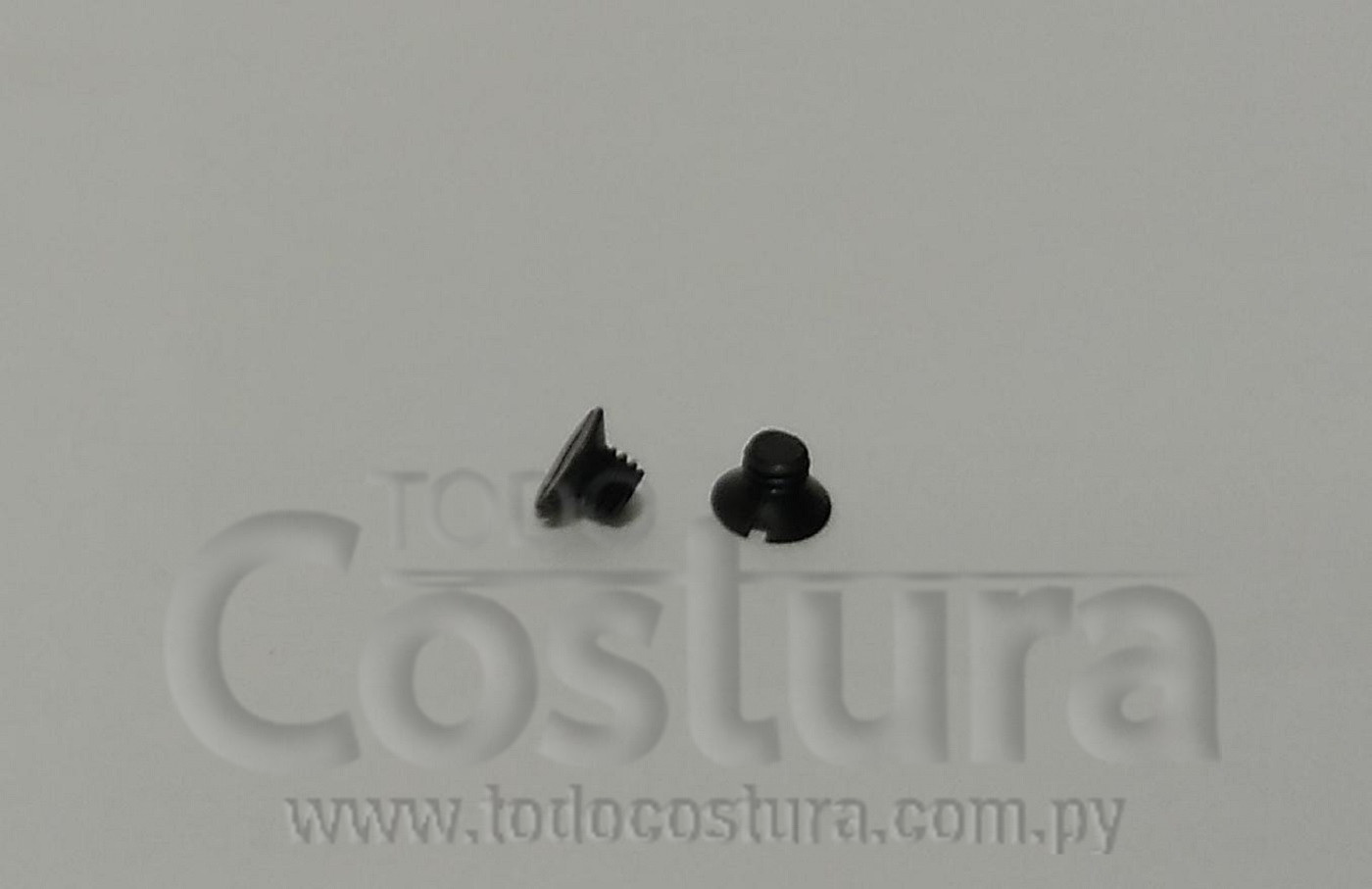 TORNILLO DE CUCHILLA OVERLOCK SIRUBA 700QD/CTE