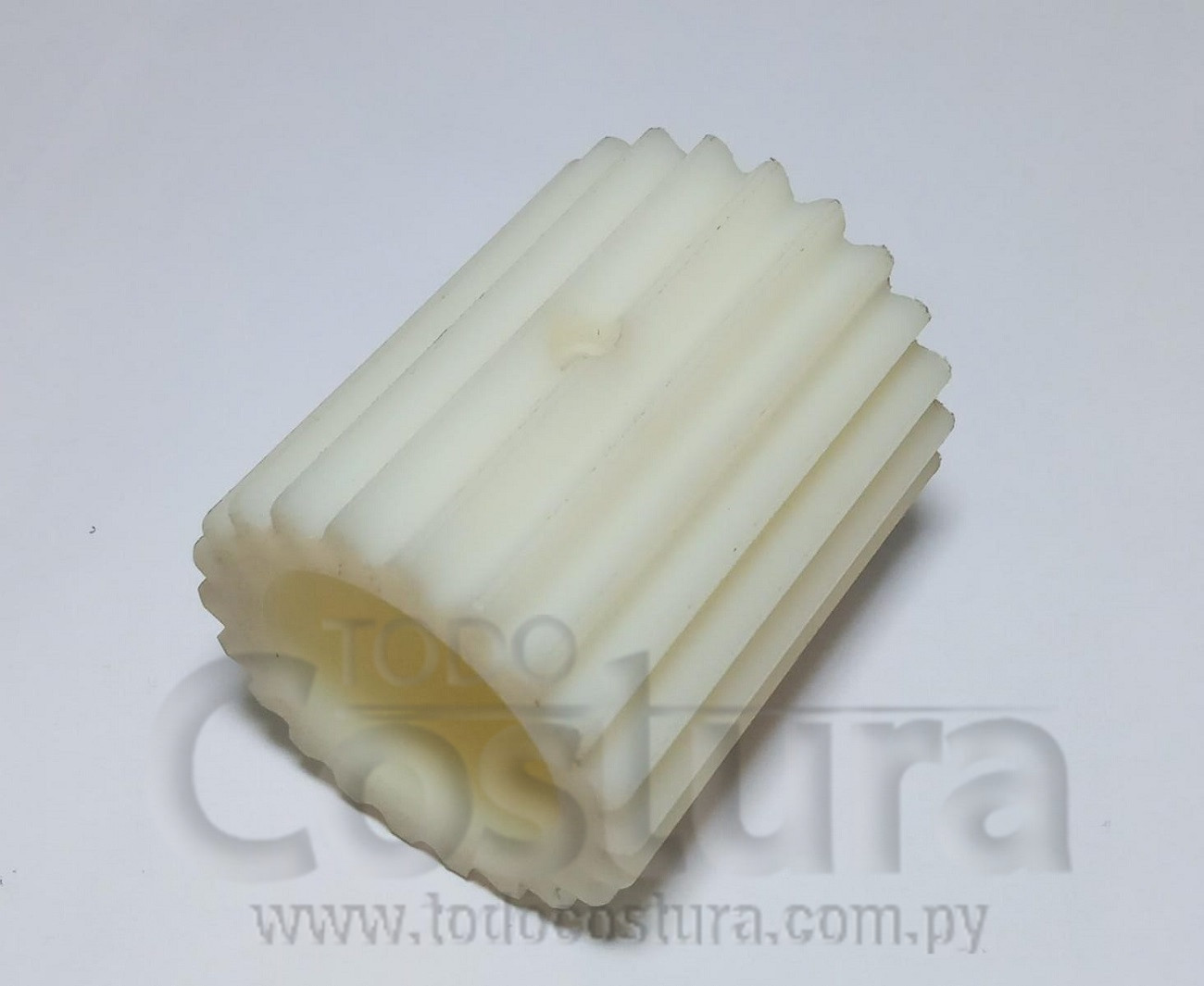 PULLER SUPERIOR CORTO PLASTICO (DENTADO - 22 DIENTES) ENGOMADORA SIRUBA VC008