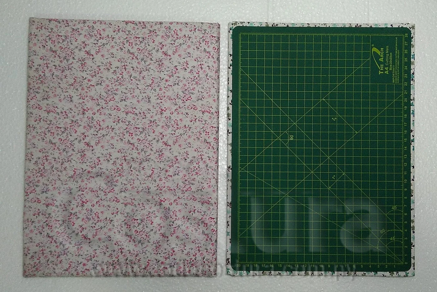 TABLA DE CORTE Y PLANCHADO (23X30CM)