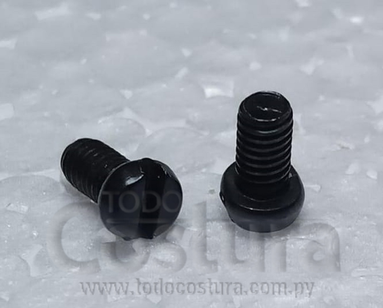 TORNILLO DEL DIENTE JH653