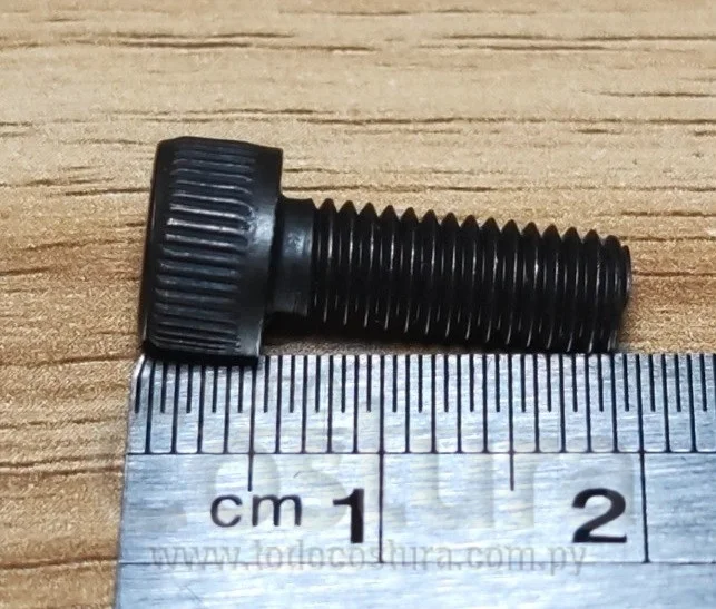 TORNILLO DE SOPORTE DE PASADOR DE HILO FRONTAL COLLARETA SIRUBA F007K