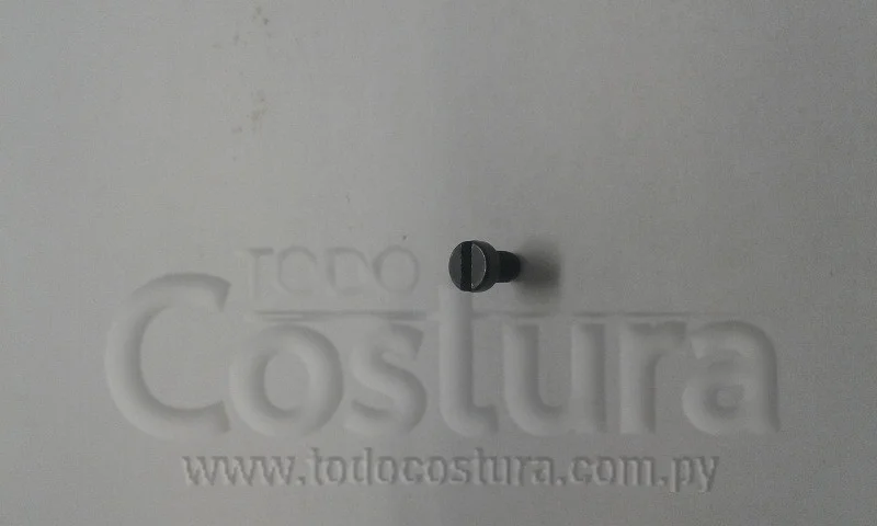 TORNILLO DEL RESORTE DE PRENSATELA OVERLOCK SIRUBA 700K