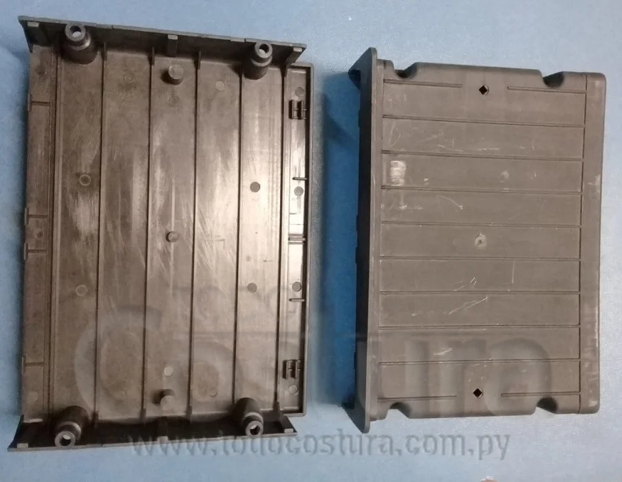 TAPA APOYA PLANCHA DE PLASTICO WILLPEX WP-75