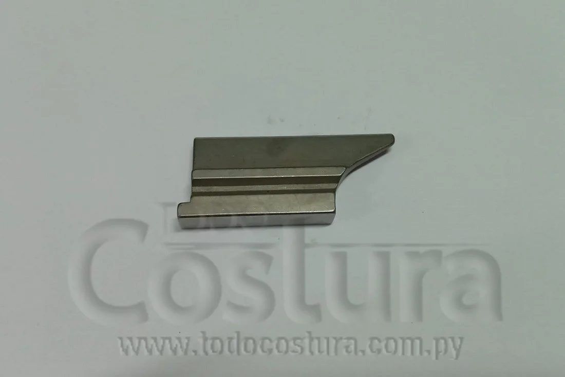 CUCHILLA DE MARTILLO (LARGO:50MM) OJALADORA BROTHER 9820-02