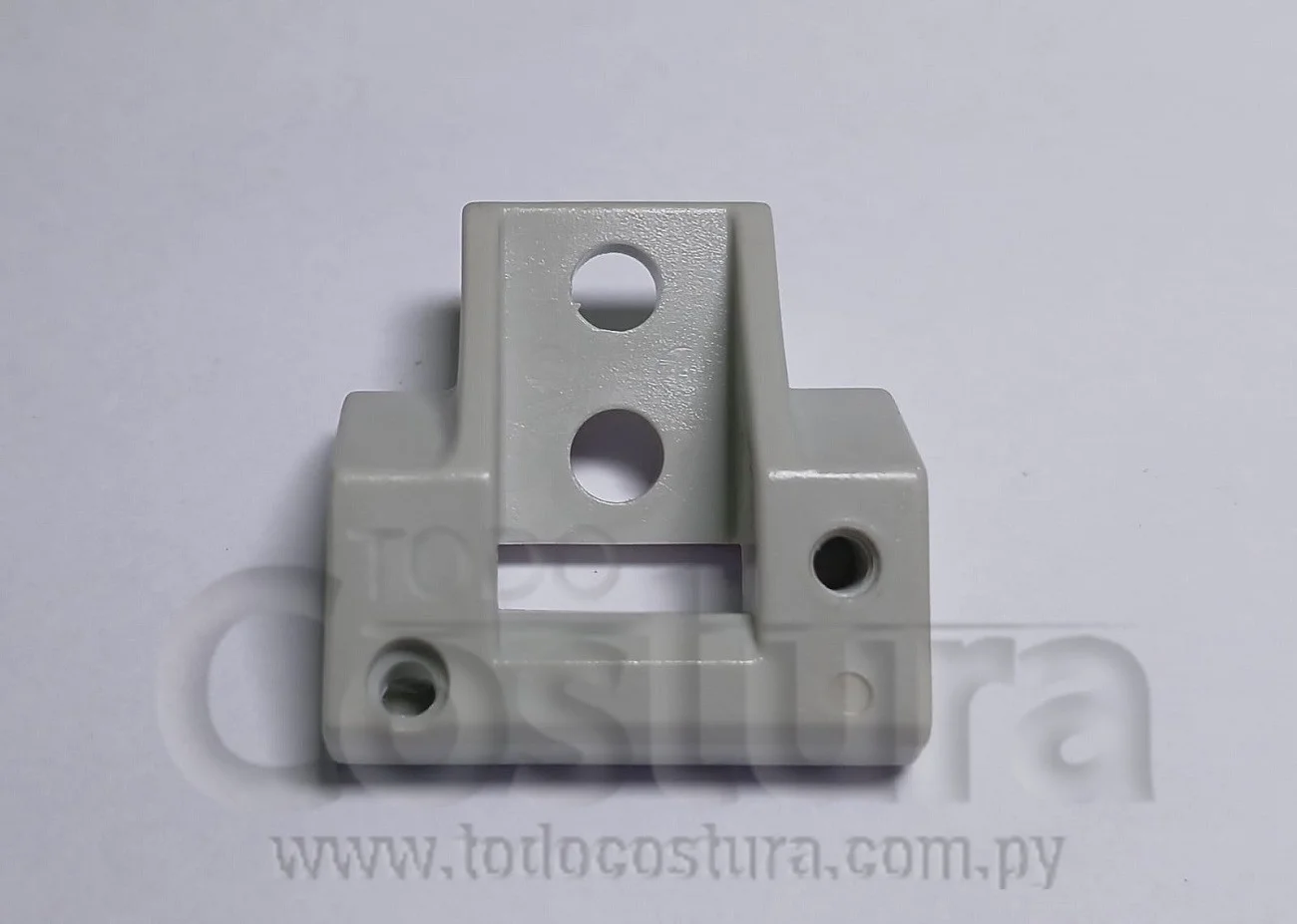 SOPORTE INTERNO DE TAPA DEL PROTECTOR DE AGUJA OVERLOCK 700K