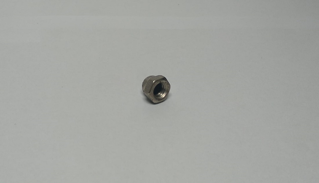 TUERCA DEL TORNILLO PRENSATELA CORTADORA WILLPEX Y-120