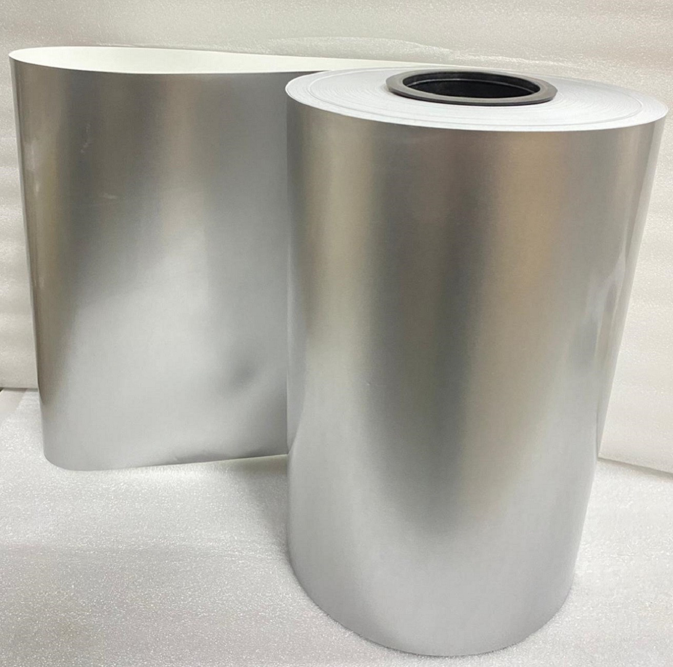 PAPEL FILM PLATA (30CM X 100 METROS) PARA IMPRESION UV DTF