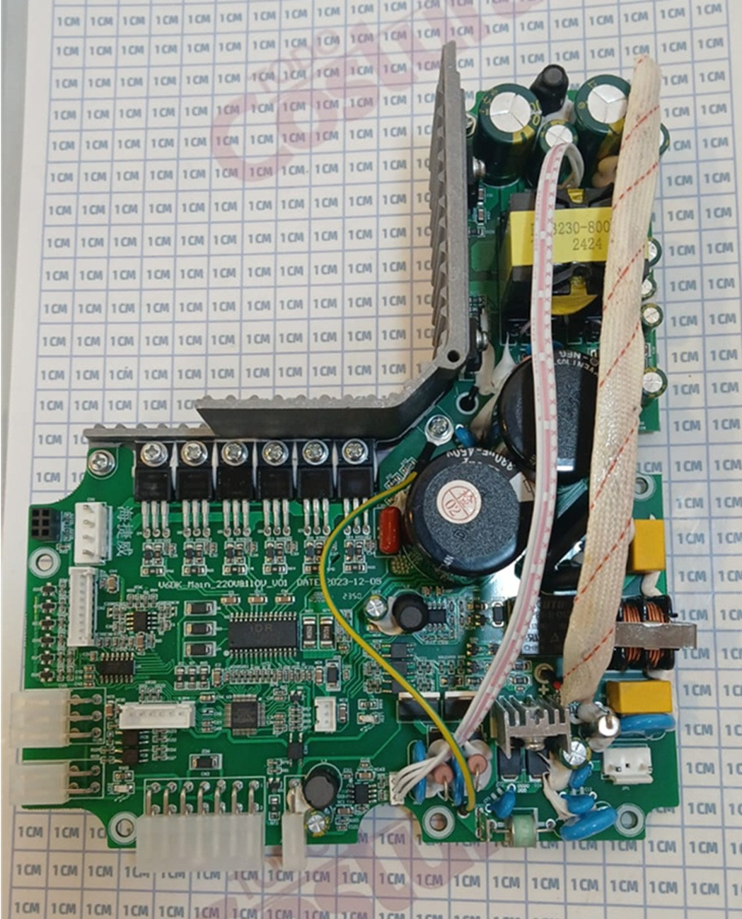 PLACA PRINCIPAL OJALADORA WILLPEX WP-781E