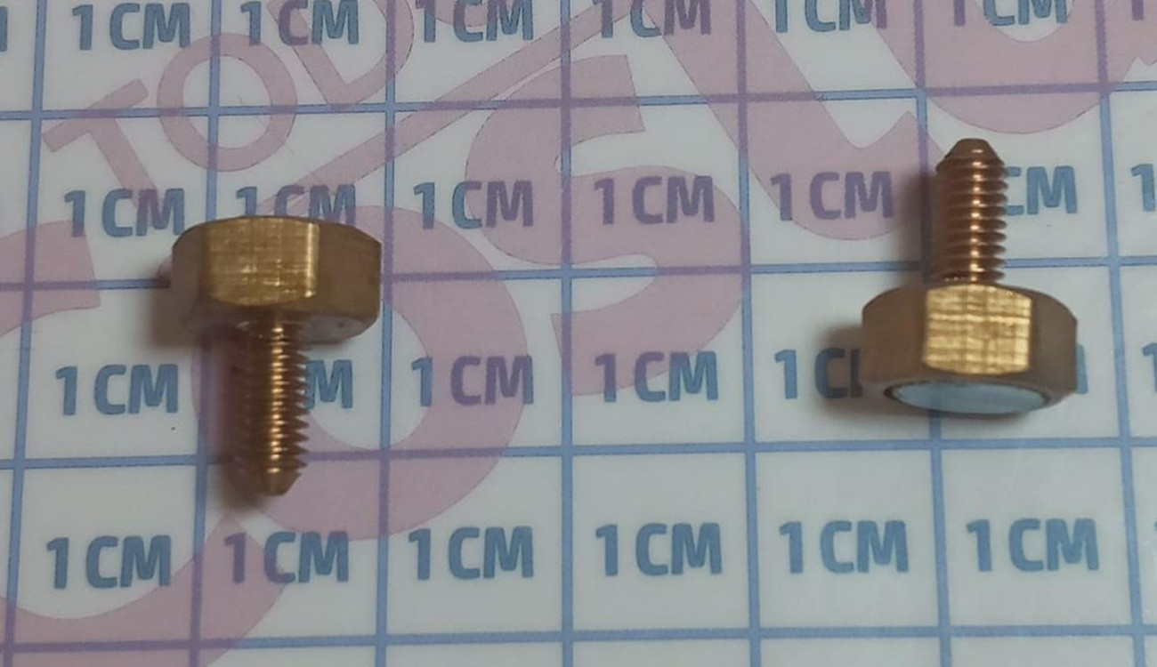 TORNILLO IMAN DE TAPA PANEL CORTADORA WILLPEX WP-3E