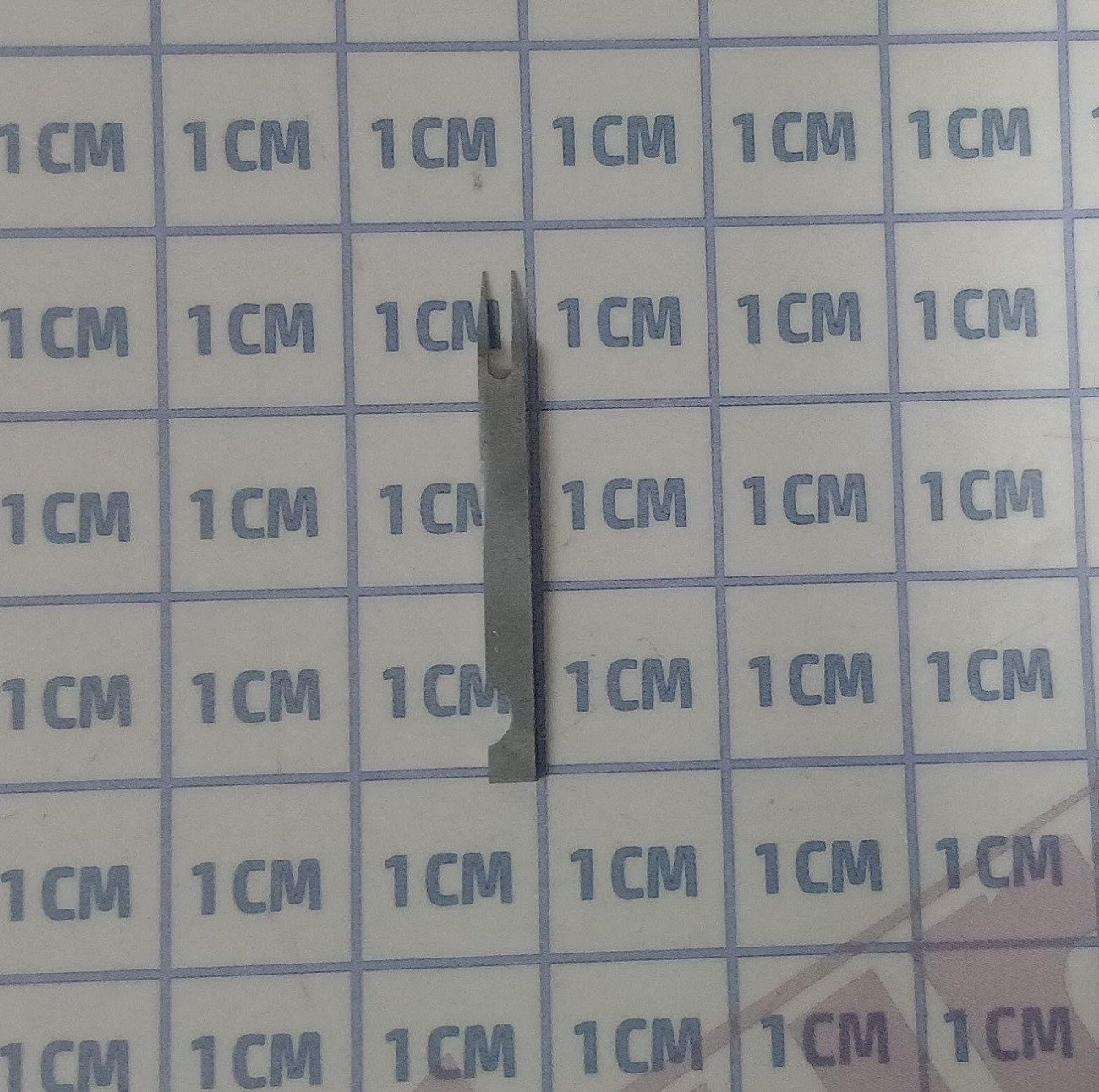 UÑETA (B) DE CHAPA DIENTE PICUETA SIRUBA Z008